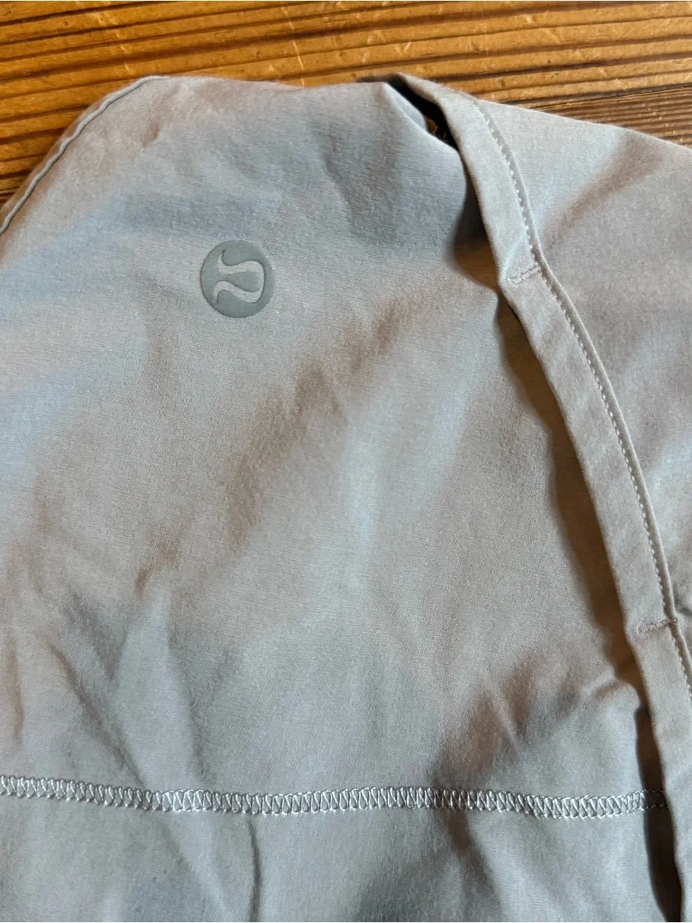 lululemon athletica Women's Light Gray Running Shorts